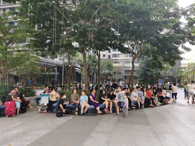 Hà Nội: Cháy căn hộ tầng 29 chung cư Goldmark City, cư dân hốt hoảng tháo chạy