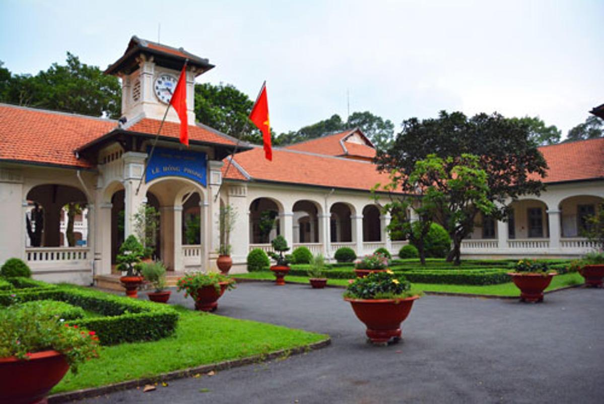 Ngày 20/11, đi khắp Việt Nam ghé thăm những ngôi trường 