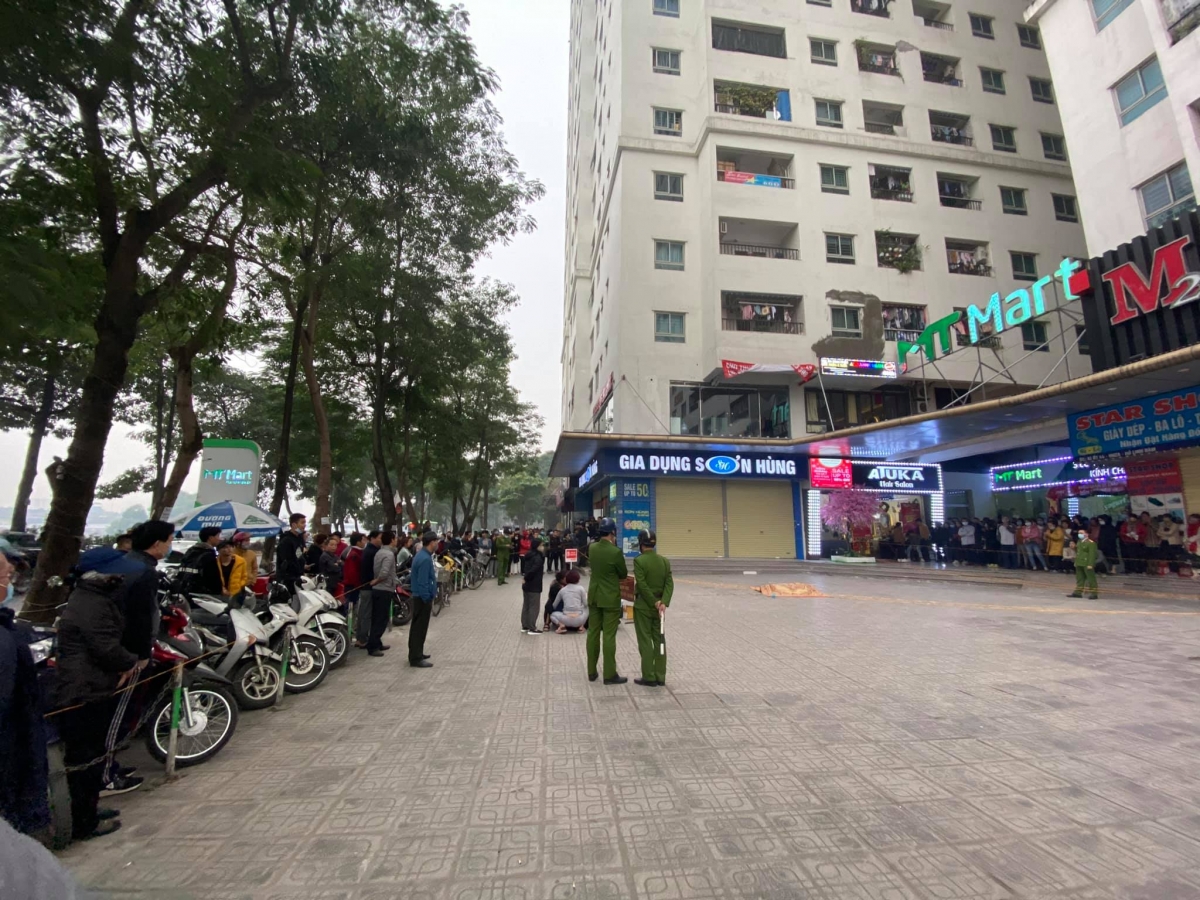 Người đàn ông tử vong khi rơi từ tầng 15 chung cư Linh Đàm