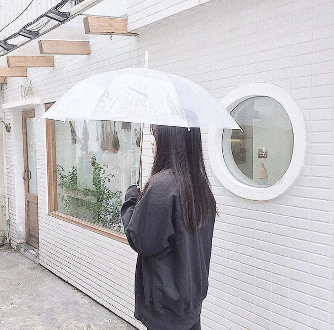 Những góc phố đậm chất Hàn Quốc ngay giữa lòng Hà Nội, lên ảnh mang vibe trong trẻo đến ngẩn ngơ